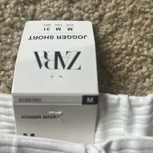 Brand New ZARA jogger shorts in size Medium